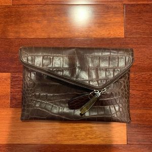 Henri bendel clutch